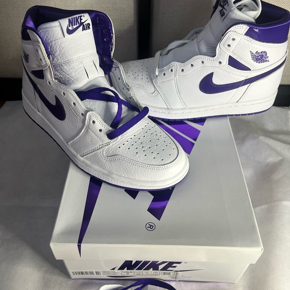 Nike White and Purple Women's Sneakers
